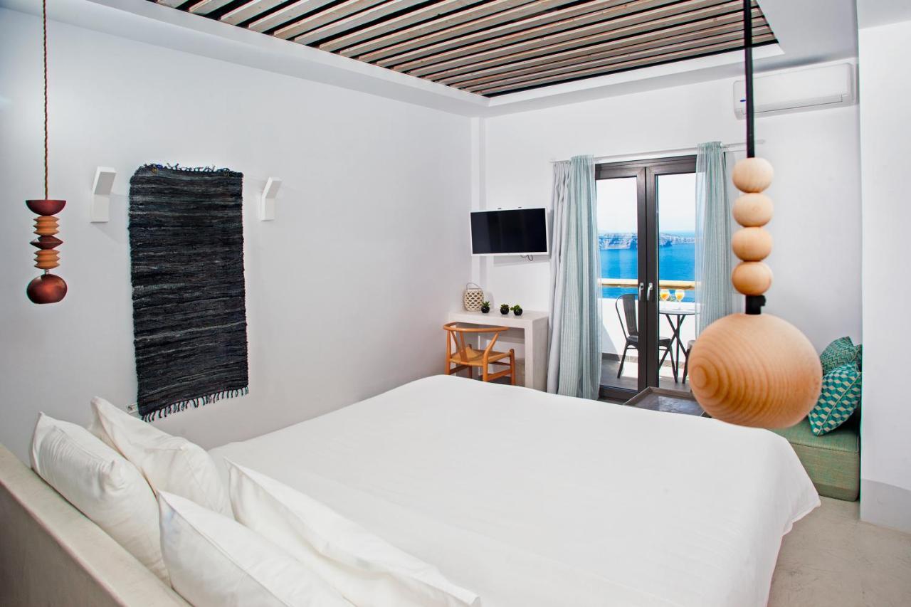 Amity Suites - Adults Only Fira  Bagian luar foto