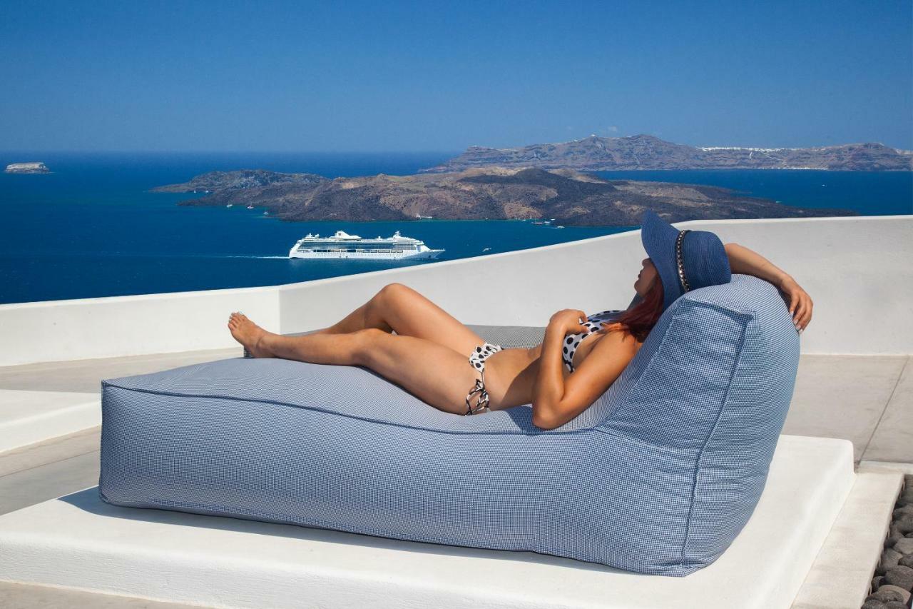 Amity Suites - Adults Only Fira  Bagian luar foto